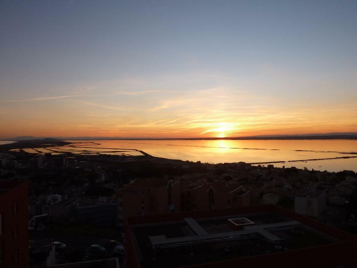 "Bien Vivre Ensemble" Aux Marches Du Soleil - Chambres Privees Chez L'Habitant Dans Appartement Partage Sete Bagian luar foto