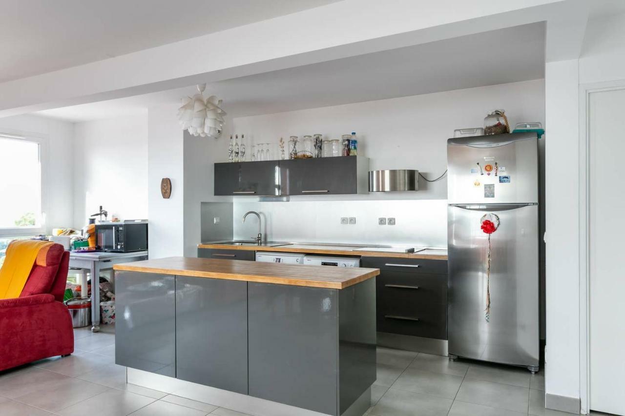 "Bien Vivre Ensemble" Aux Marches Du Soleil - Chambres Privees Chez L'Habitant Dans Appartement Partage Sete Bagian luar foto